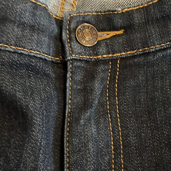 Tommy Hilfiger Capri - Picture 6 of 8